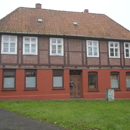 Апартаменты Fachwerkhaus In Der Altstadt Линебург
